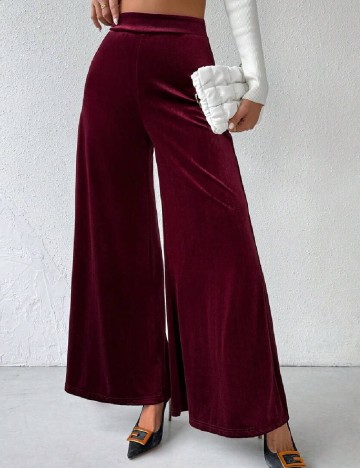 
						Pantaloni SHEIN, visiniu