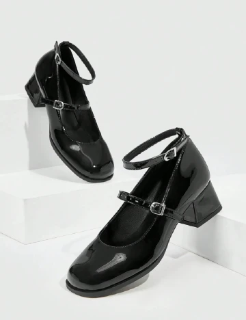 Pantofi SHEIN, negru