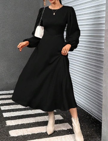 
						Rochie medie SHEIN, negru