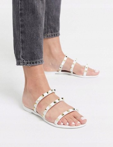 
						Slapi Public Desire, alb