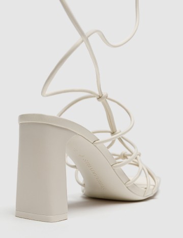 Sandale Stradivarius, crem