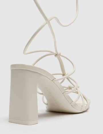 Sandale Stradivarius, crem