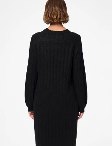 Rochie medie Pieces, negru