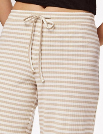 Pantaloni Pieces, crem