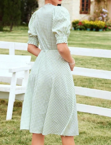 Rochie medie SHEIN, verde/alb Verde