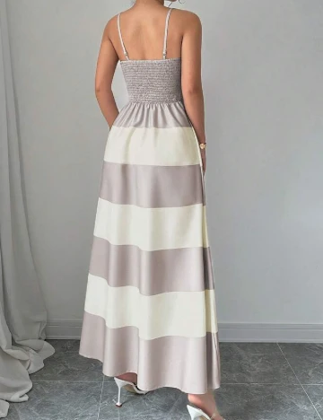 Rochie lunga SHEIN, mix culori