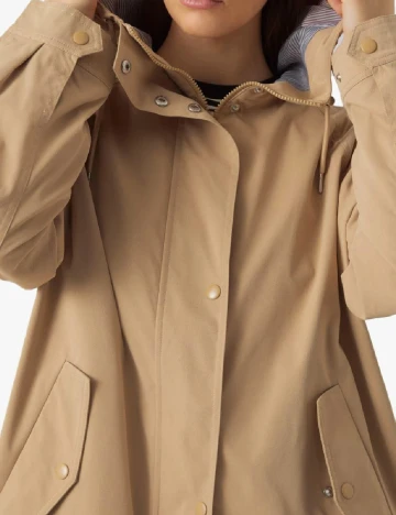Jacheta Vero Moda, maro