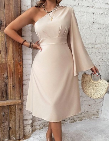 
						Rochie medie SHEIN CURVE, crem