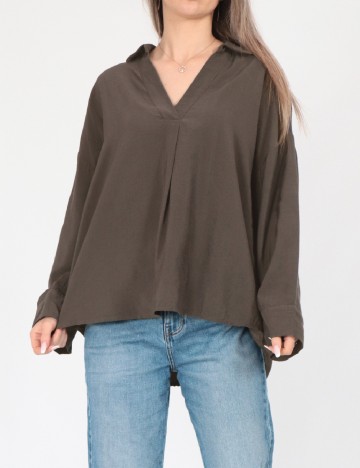 
						Bluza Vero Moda, maro