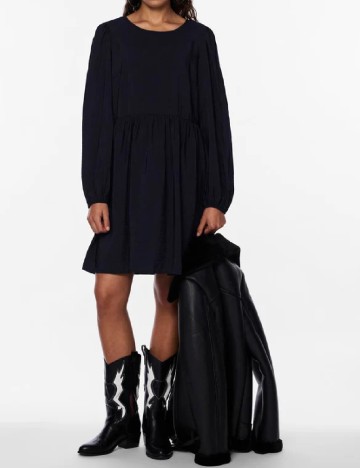 
						Rochie scurta Pieces, negru