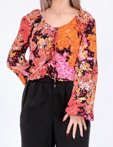 
						Top Vero Moda, floral print