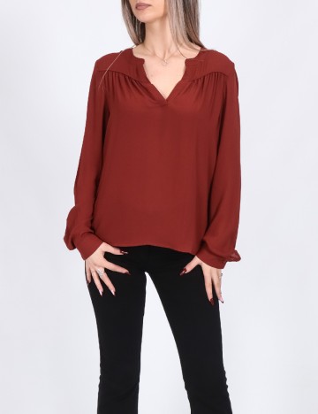 
						Bluza Vero Moda, maro
