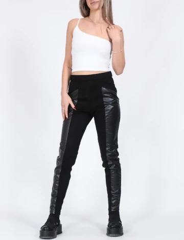 Set topuri 2 bucati Stradivarius, alb/negru