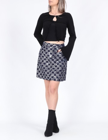 
						Top Pieces, negru