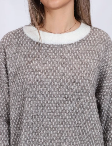 Pulover Pieces, maro