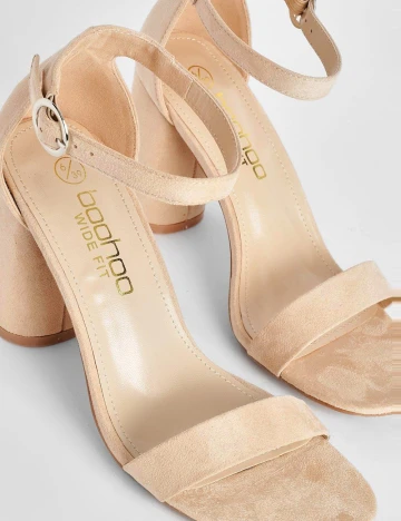Sandale Boohoo, crem Crem