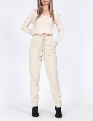 
						Pantaloni Vero Moda, crem