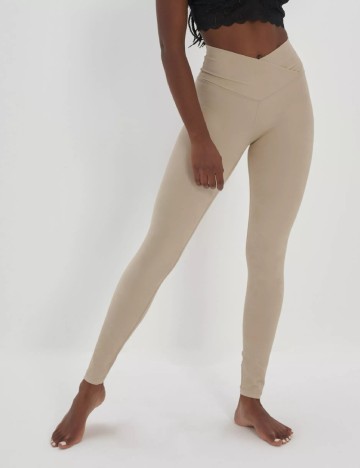 
						Colanti Aerie, bej