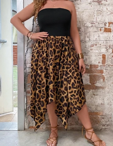 Rochie medie SHEIN CURVE, animal print
