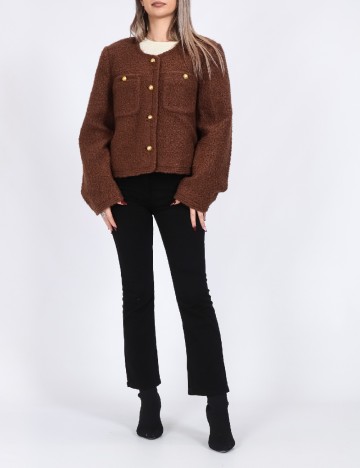 
						Jacheta Vero Moda, maro