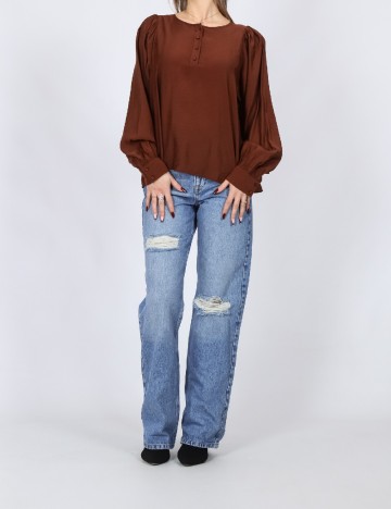 
						Bluza Vero Moda, maro