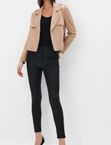 Jacheta Mohito, crem