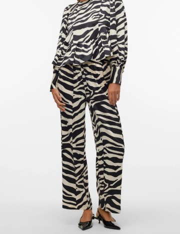 
						Pantaloni Vero Moda, ecru/negru