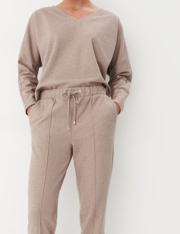 
						Bluza Mohito, maro