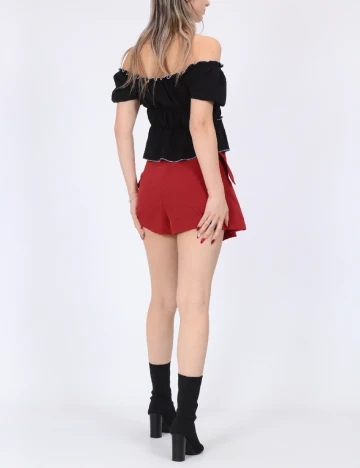 Pantaloni scurti SHEIN, rosu