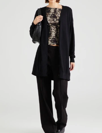 Cardigan Only, negru