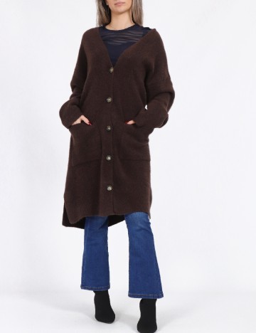
						Cardigan Only, maro