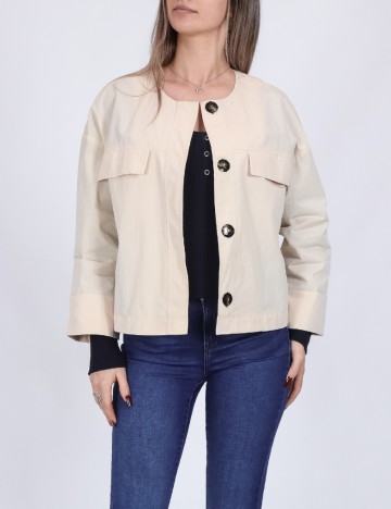 
						Jacheta s.Oliver, crem