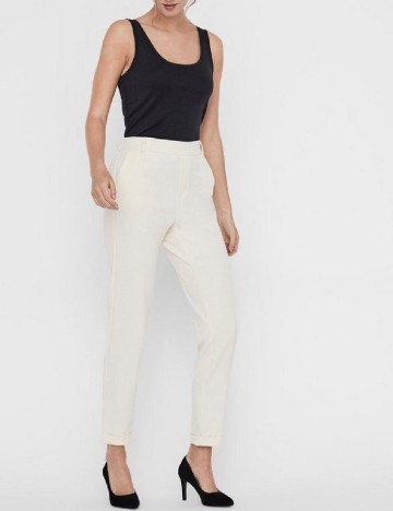 
						Pantaloni Vero Moda, ecru