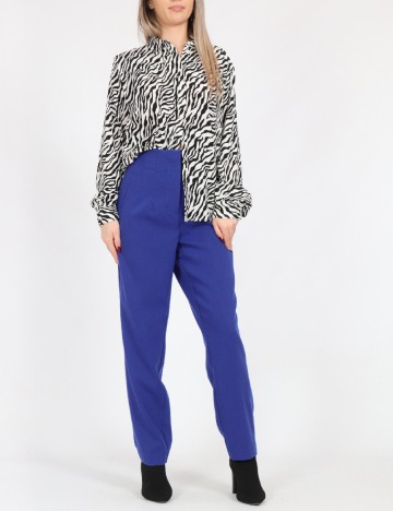 
						Pantaloni Only, albastru