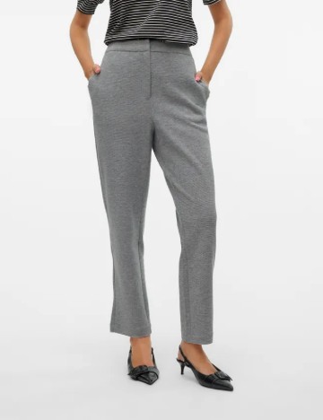 
						Pantaloni Vero Moda, gri