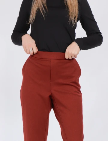 Pantaloni Vero Moda, caramiziu