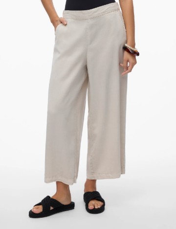 
						Pantaloni Vero Moda, bej