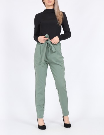 
						Pantaloni Vero Moda, verde