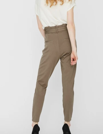 Pantaloni Vero Moda, kaki