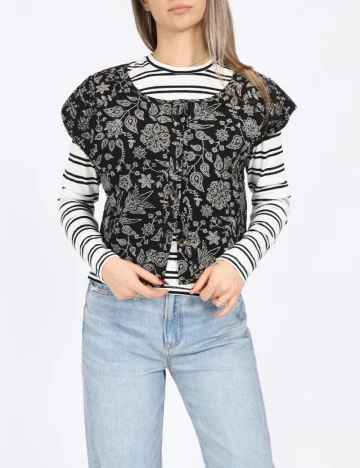 Vesta Only, negru