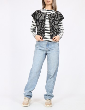 Vesta Only, negru