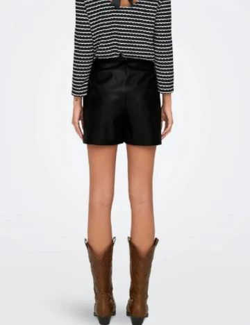 Pantaloni scurti Only, negru