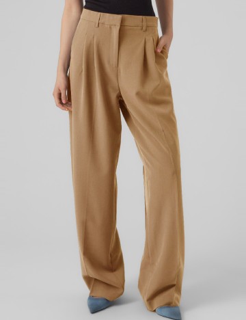 
						Pantaloni Vero Moda, maro