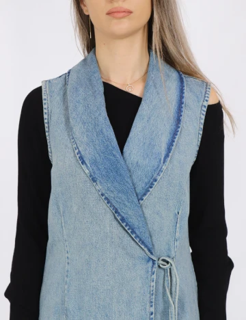 Vesta Vero Moda, albastru