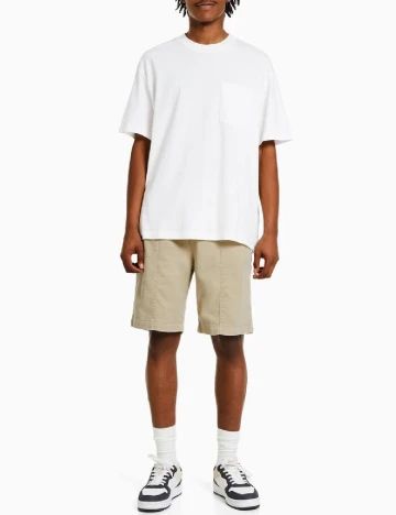 Pantaloni scurti Bershka, crem Crem