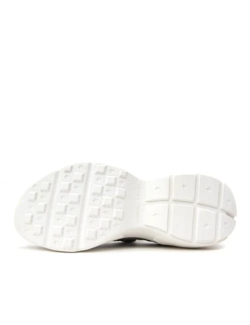 Adidasi Kendall&Kylie, maro Maro