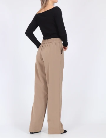 Pantaloni Pieces, maro