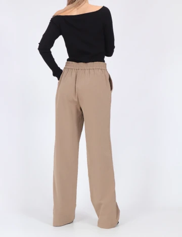 Pantaloni Pieces, maro