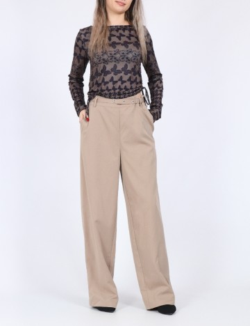 
						Pantaloni Vero Moda, maro