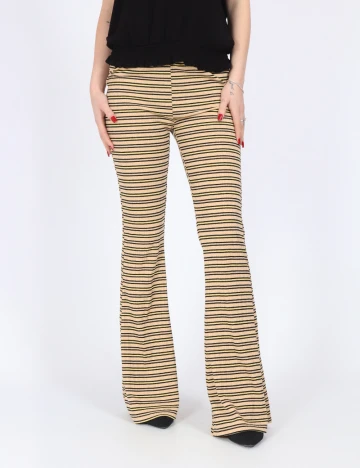 Pantaloni Something New, crem